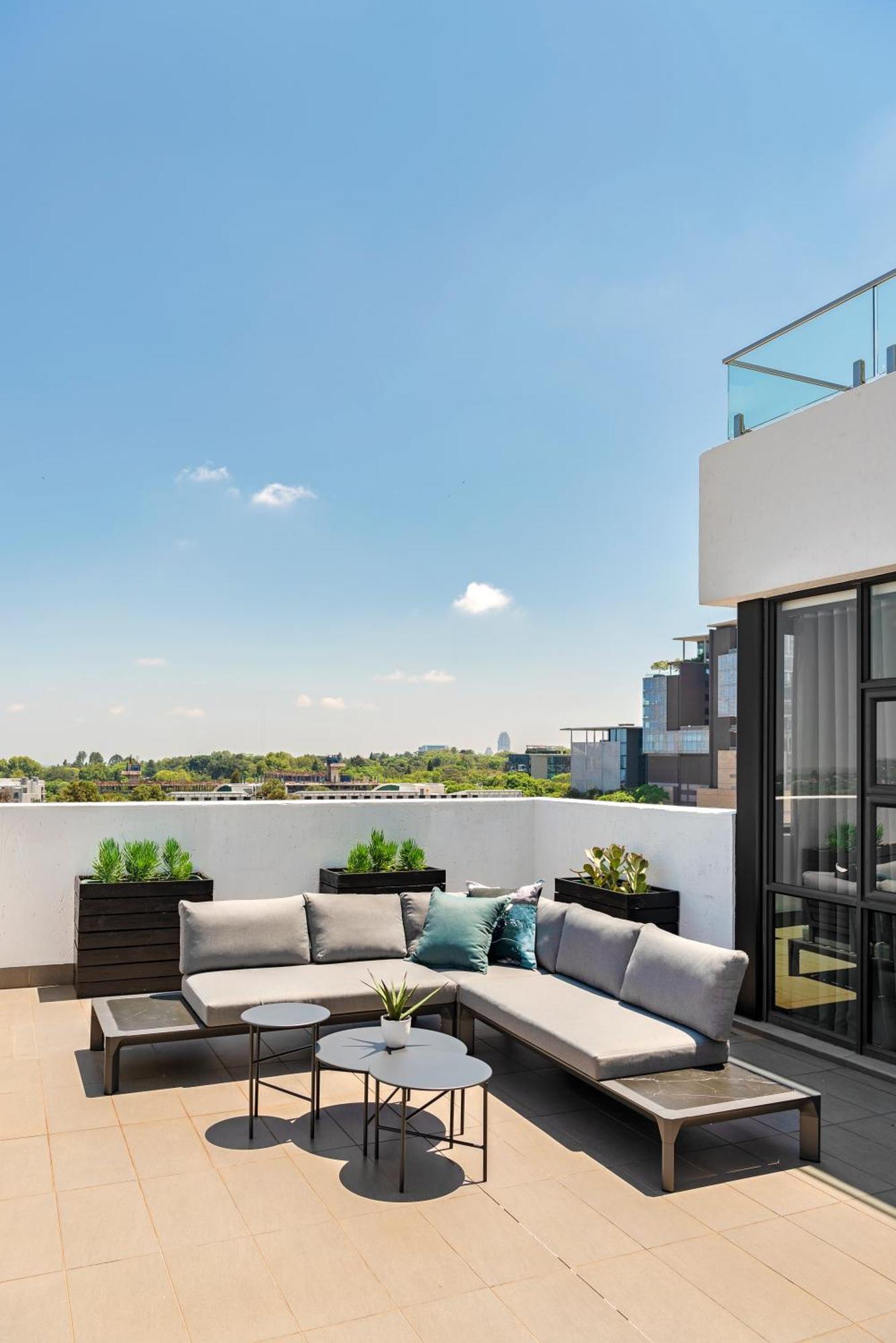 Cag The Vantage Rosebank Йоханесбург Екстериор снимка